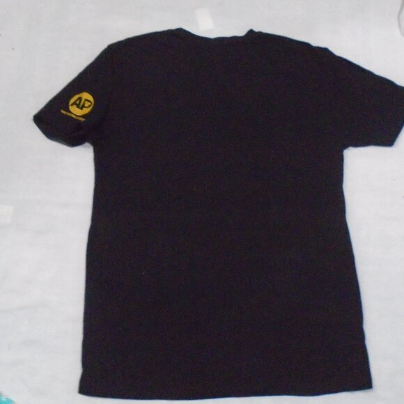 Disney California Adventure Hollywood Tower Hotel Terror Passholder Shirt Large - Picture 3 of 3